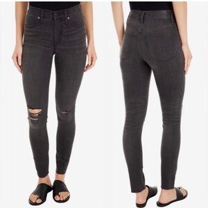 Madewell Faded Black Distressed 9” Mid-Rise Skinny Jeans